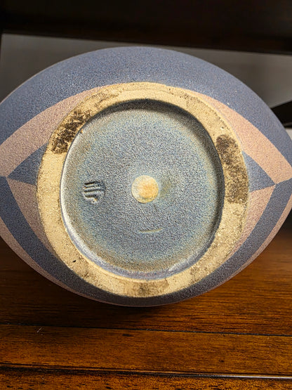 Vessel by Jon Middlemiss